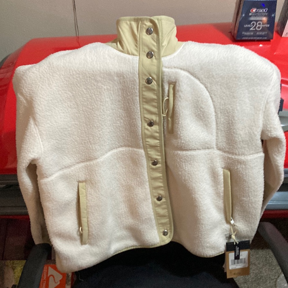 North face sweater